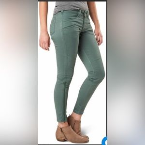 5.11 Tactical Women’s Wyldcat Pants. Size 4 long. Thyme Green
